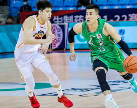 最強雷電 4 擴充套件塢十二合一，MacBook Pro 的好幫手