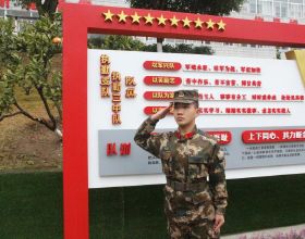 高圓圓穿什麼衣服漂亮