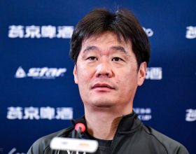 高圓圓古裝桌布