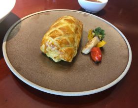 美國“骨灰級”宅女：宅家80年，104歲離世，親人為遺產鬧上法庭