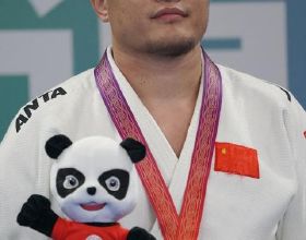 全運會-柔道：額日和木巴圖奪得男子100公斤級冠軍