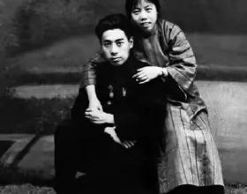 電訊報：有人擔心孔蒂賽季末跑路，列維或絕望求助波切蒂諾