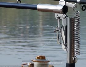 釣法彈簧釣你知多少，簡單易學，一人可釣多竿輕鬆上魚