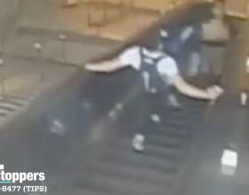 一名把一女子踢下地鐵自動扶梯的男子被捕
