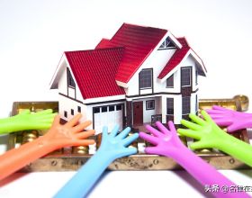 趙麗穎一個笑起來能感染人的人，一個笑起來嘴巴會變成心形的人