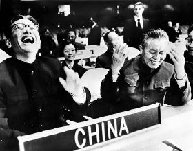 1981中美聯合國交鋒，中國接連投出16輪反對票，鄧小平：一否到底