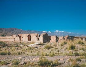 神秘荒蕪的石油小鎮，卻因《九層妖塔》，躍進甘肅熱門旅遊景點