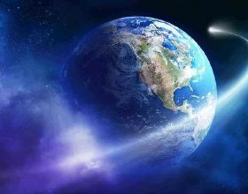 &OpenCurlyDoubleQuote;戚薇&rdquo;不走尋常路，把白襯衫當連衣裙，西裝只穿半件，意外時髦