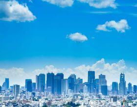 被名導拋棄的糟糠之妻，張藝謀前妻指責鞏俐，徐克前妻身家百億