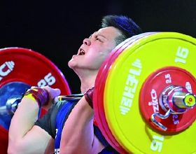 汪周雨獲得全運會舉重專案女子87公斤級冠軍