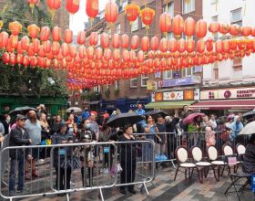 倫敦：中國城舉行中秋節慶祝活動