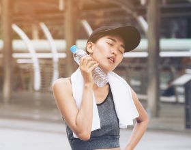 跑步時出的汗越多，減肥和排毒效果就越好？