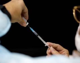 馬來西亞允許為高風險人群接種第三劑新冠疫苗