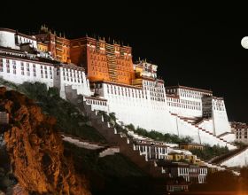 被無數人視為一生必去的西藏，沒去過這8個地方，此生都留遺憾