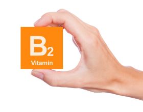 當心缺乏維生素B2，可能出現以下症狀，從5個方面說清楚主要作用