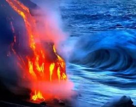 因大自然的火山噴發而流出的岩漿，流到大海里，會變成什麼？