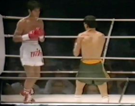 泰國阿里vs加拿大國寶拳王。傑夫費內克升級挑戰薩瑪特·帕卡隆