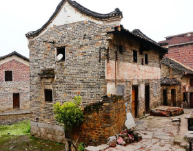 這個湖南古村儲存了400棟古建築，規模不輸鳳凰古城，沒有商業化