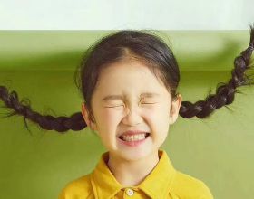淚目！女兒手繪愛的標識，冬奧副醫療官有了“專屬”裝備包