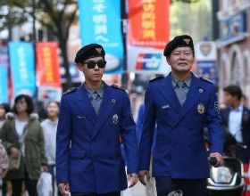 俏麗若三春之桃 黑爵K840T三模機械鍵盤體驗