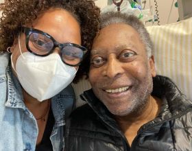 80歲球王貝利病情反覆，三天前才結束腫瘤摘除手術，再次轉入ICU