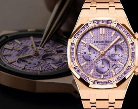 夢幻紫水晶與閃亮霜金工藝：愛彼推出兩款自動上鍊計時碼錶