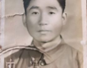 70年前，毛主席替我值班，說我的官比他大，轉年成為他的警衛員