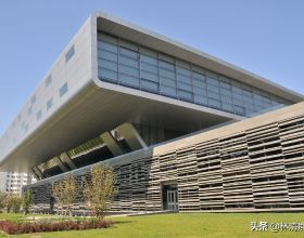 中國這座圖書館被評為亞洲最大，場面恢宏壯觀，看書都成了享受