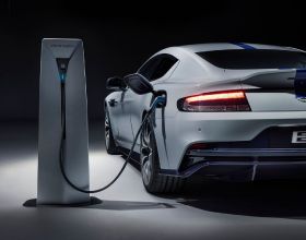 電動汽車能夠代替燃油汽車嗎？買了電動汽車的你，如今後悔了嗎？