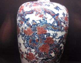 等待千年，只為再次綻放 : 記錄蘇州博物館精品瓷器