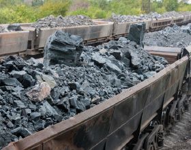 中國53萬兒童性早熟：毀掉孩子的可不是豆漿和炸雞，父母應該反思