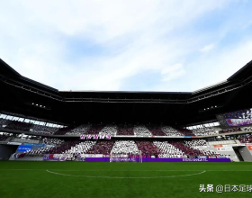 全美熱搜第一！49歲霍二叔猛扇助教頭部引大沖突，姚明前隊友怒了