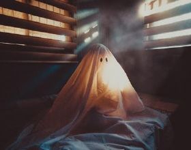 人為什麼會“見鬼”？科學解釋助你揭開謎團 4 scientific explanations for ghosts