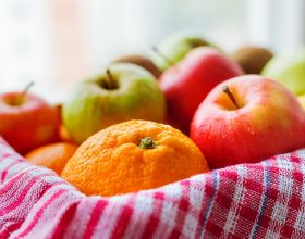 胃不好的人多留意4種水果，想降低胃病發生率，建議能少吃就少吃