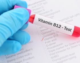 缺乏維生素B12，可能會出現5種症狀，4類中老年人群應注意補充