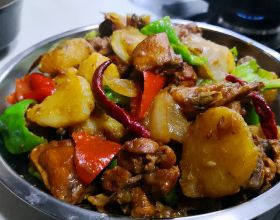 新疆八大名菜，肉多味美營養足，喜歡大口吃肉的不要錯過