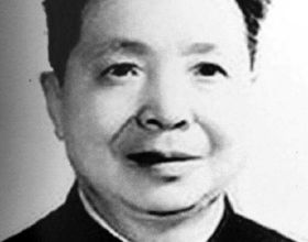 他曾主政山東福建青海四川省，兩任浙江省委書記，副國級活到90歲