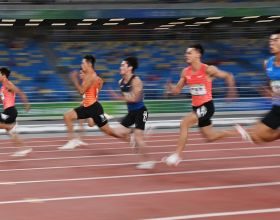全運會田徑：蘇炳添10秒06順利晉級男子100米決賽