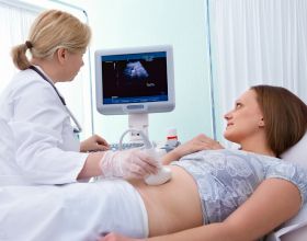 懷孕產檢可以不用全程陪，但這三個產檢專案，寶爸們請別缺席