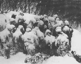1902年，日本210人進雪山，3天后僅11人存活，倖存者說出噩夢歷程