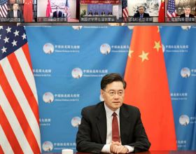 中國駐美大使秦剛：中方將致力根除導致在美華人感到不安和遭遇不公的因素