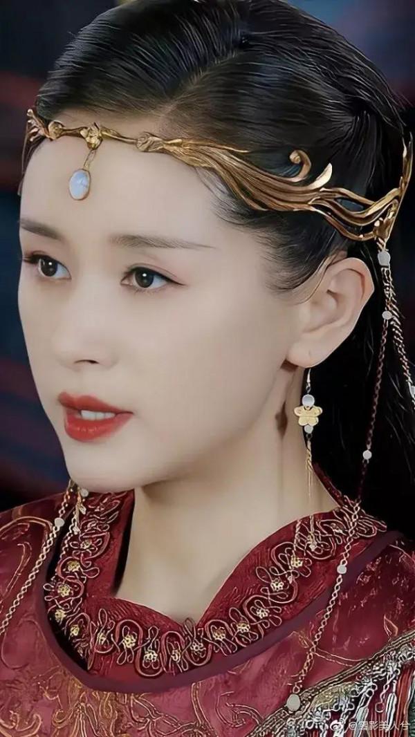 演員王子文美照