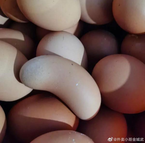 “​迪迦奧特曼被下架後.....哈哈哈給我整無語了!” “​迪迦奧特曼被下架後.....哈哈哈給我整無語了!”