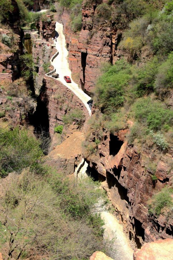 遊太行璧掛公路
