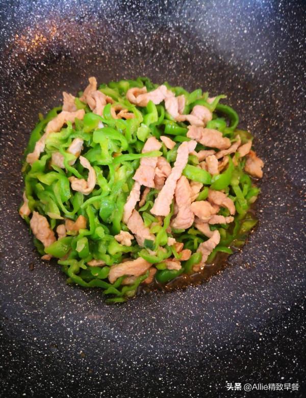 饅頭吃膩了，試試這樣做，鬆軟醇香，再搭配家常菜，真解饞