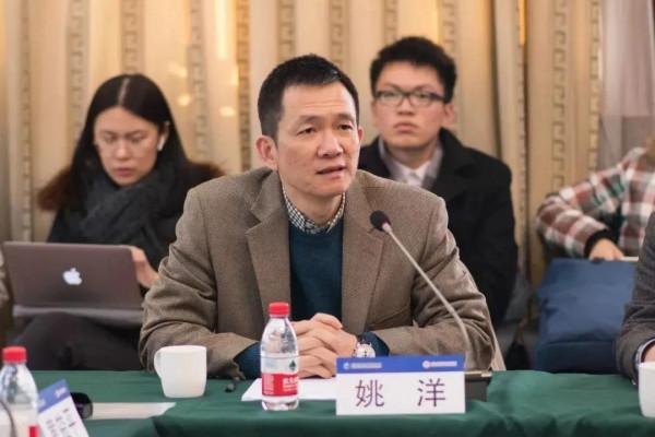 年輕人都把自己綁在房子上，買房頂多開心一年，之後苦了一輩子