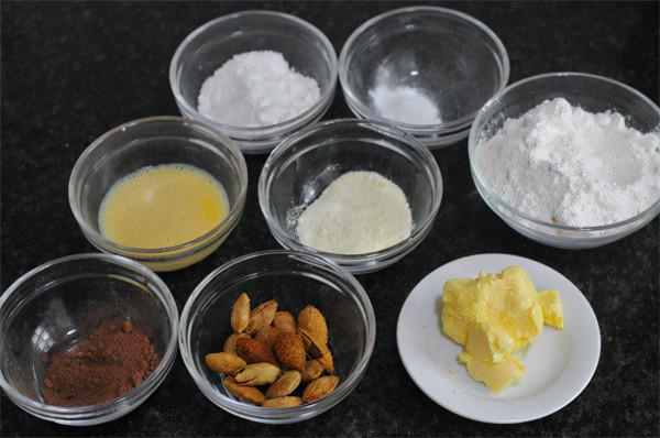 萬聖節，做一款恐怖女巫手指餅乾，超酥脆的方子，小朋友好喜歡