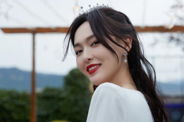 胡歌新劇陣容官宣，唐嫣甘願成女二，“影后”馬伊俐成最大贏家