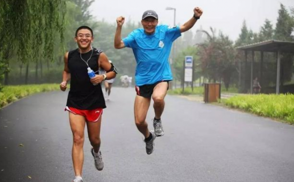 長期堅持跑步,身體瘦了,人卻“變老了”?聽聽醫生是如何解釋的 長期堅持跑步,身體瘦了,人卻“變老了”?聽聽醫生是如何解釋的