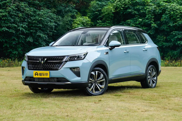 頂配僅9.98萬元,有顏值有實力的五菱星辰,能否成為下一代神車 頂配僅9.98萬元,有顏值有實力的五菱星辰,能否成為下一代神車